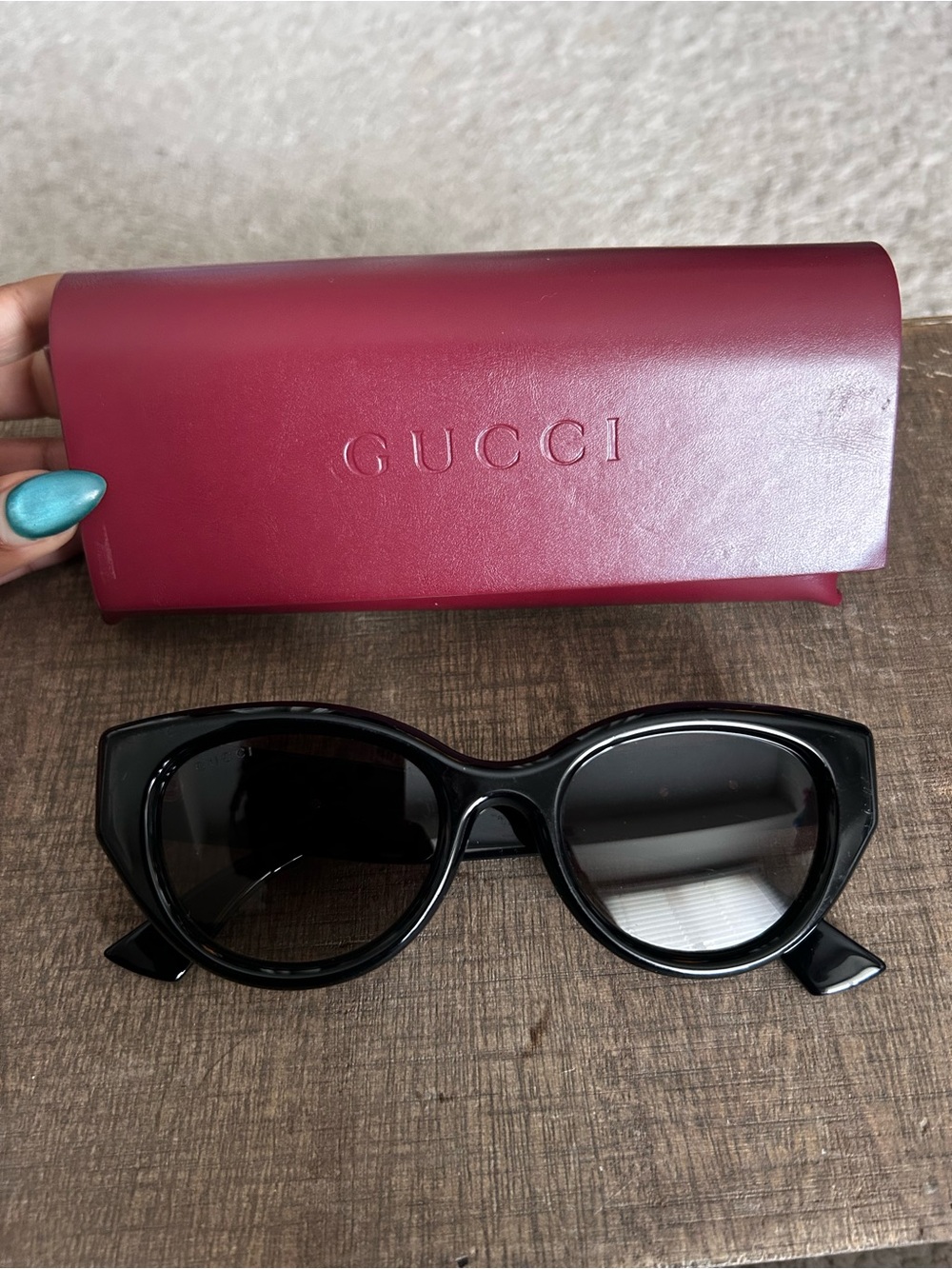 Gucci Black Cat-Eye Sunglasses with Burgundy Case
